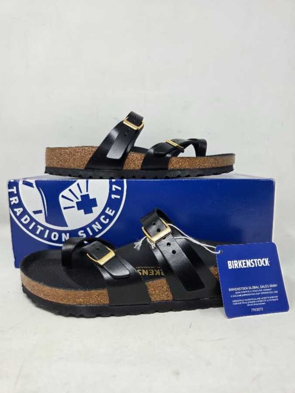 New 38 (US 7) Birkenstock (from Anthropologie) Mayari sandals in Amalfi Black
